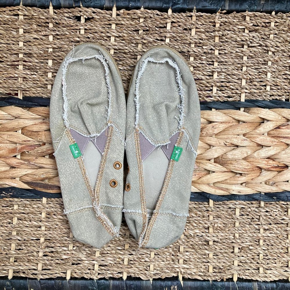 Sanuk Shoes